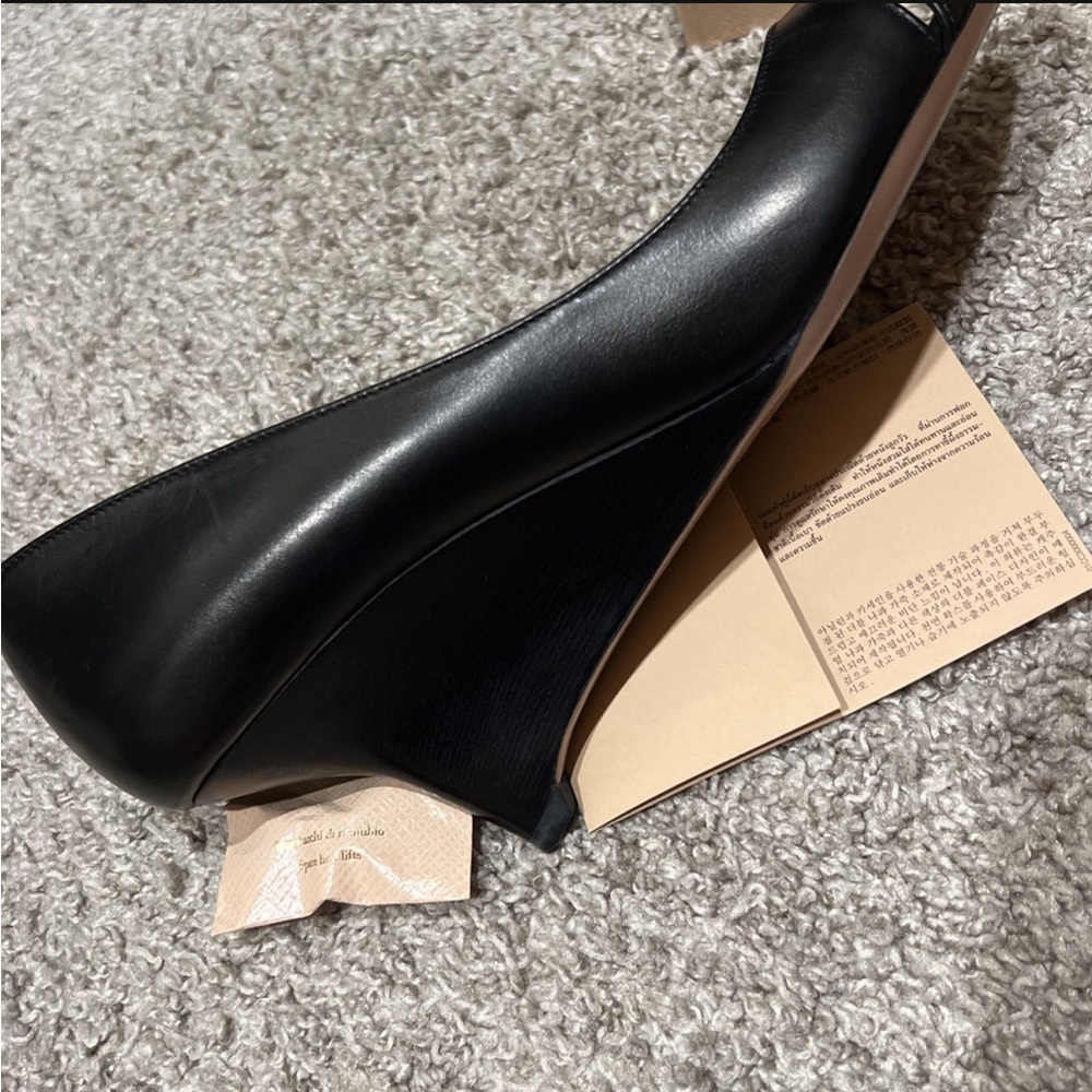 Authentic PRADA peep-toe pumps Size 40 - Picture 4 of 5
